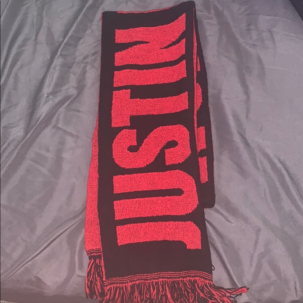 Justin Bieber World Tour Scarf